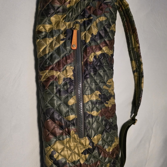 MZ Wallace Camo Quilted YOGA MAT Bag - Picture 3 of 11